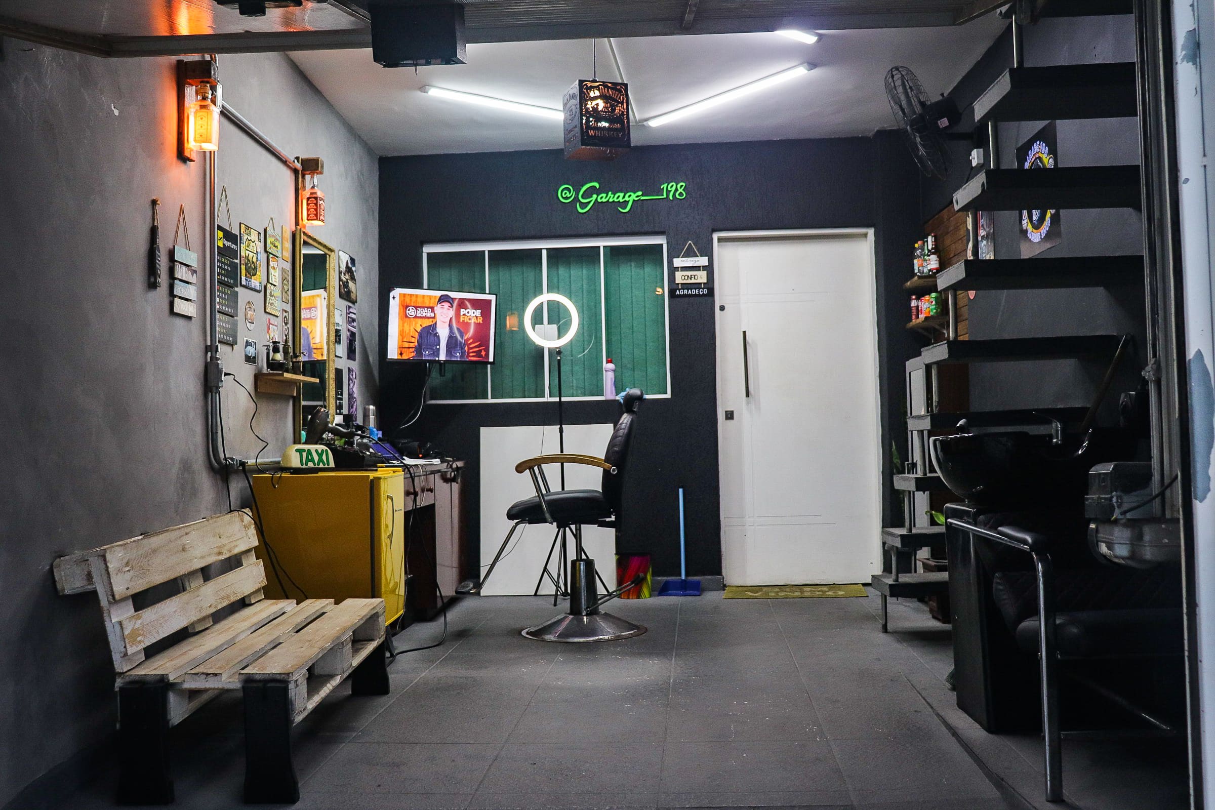 Barbearia Garage 198