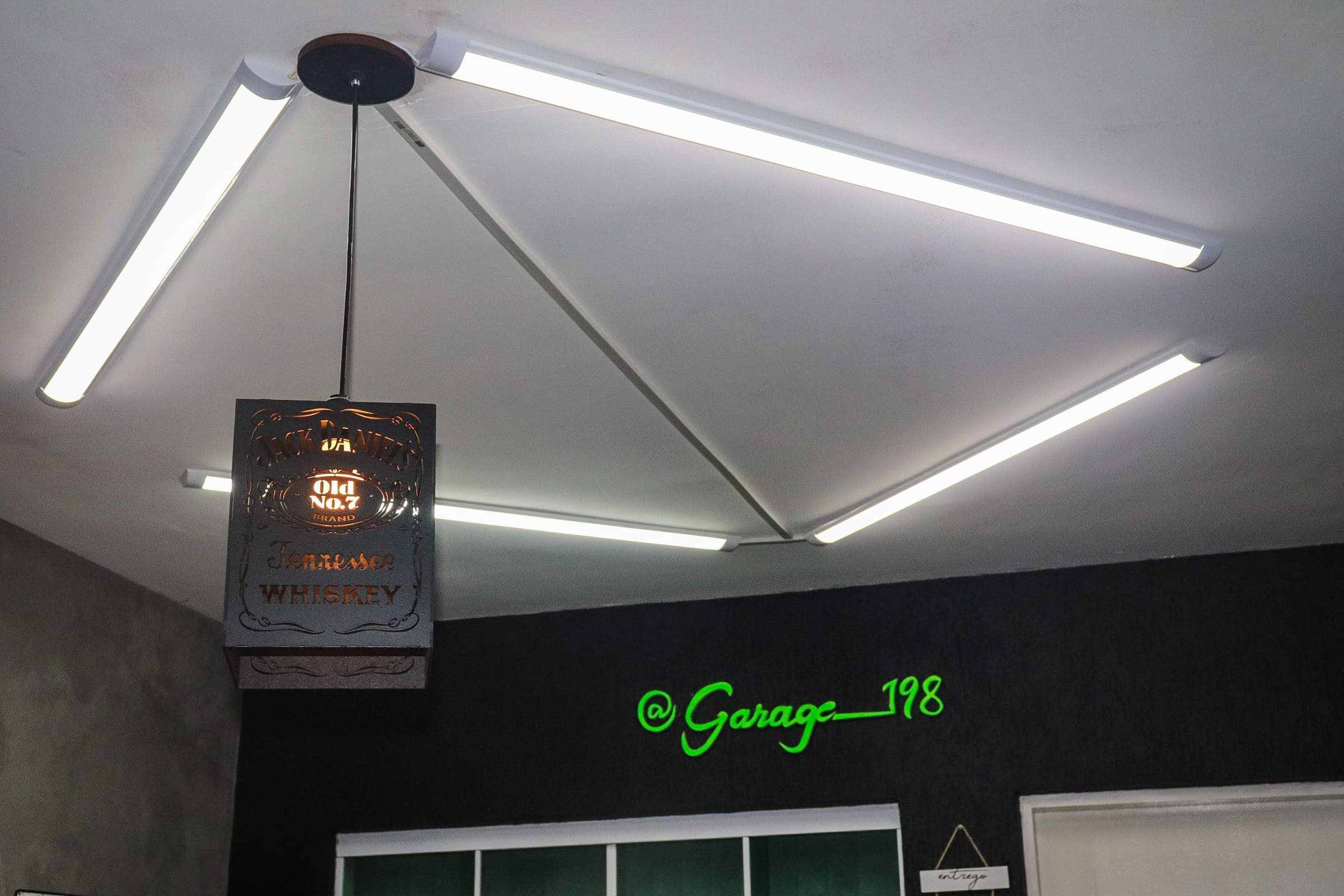 Barbearia Garage 198